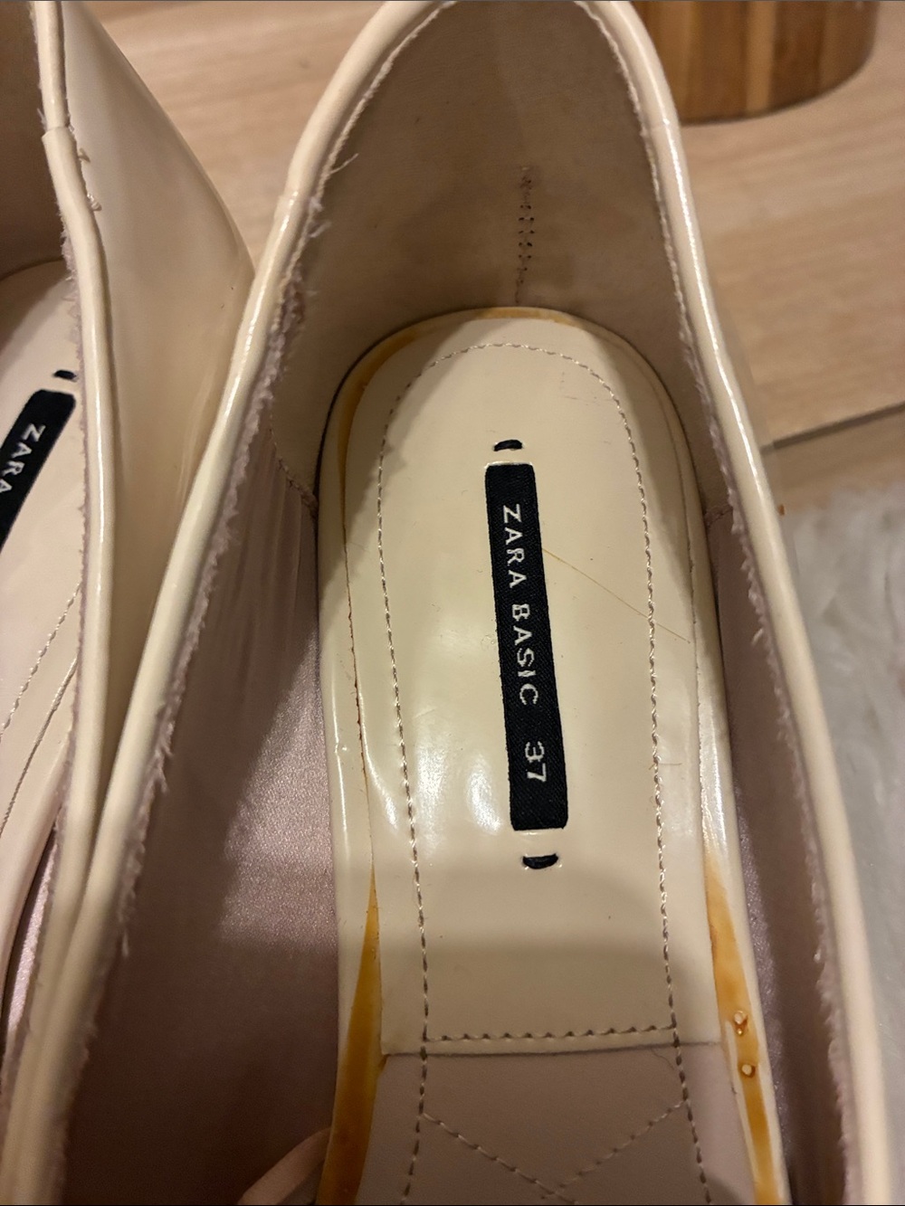 Zara Cream Patent Loafers with Pearl Accent - Picture 3 of 4